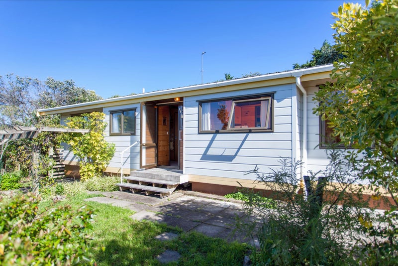 89 Donald Bruce Road, Surfdale, Waiheke Island - Carousel 2