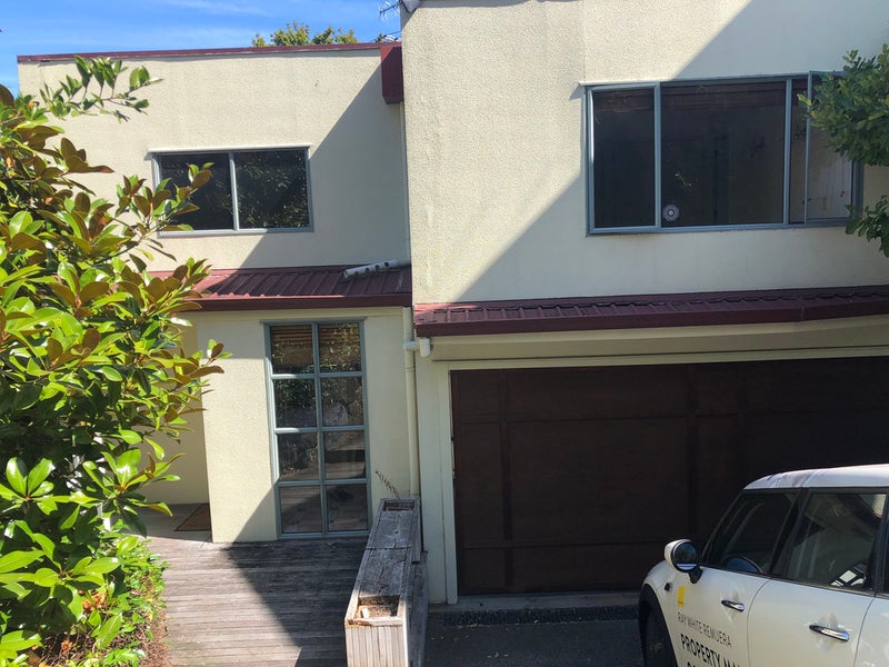 29H St Stephens Avenue, Parnell, Auckland - Carousel 1