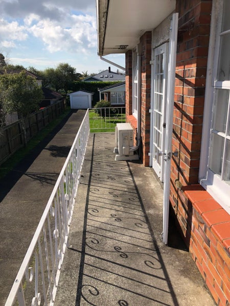 1/13 King Edward Avenue, Epsom, Auckland - Carousel 13