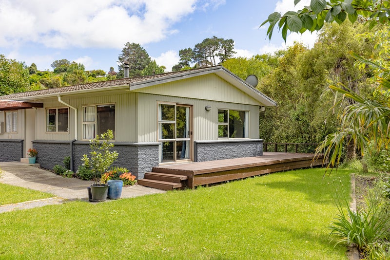 21 Forres Street, Durie Hill, Whanganui - Carousel 2
