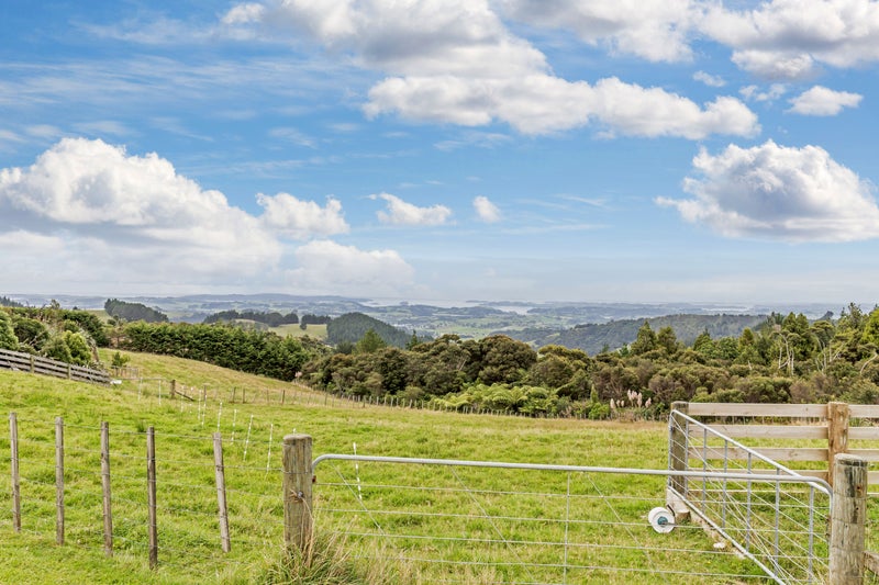 185 Govan Wilson Road, Warkworth - Carousel 21