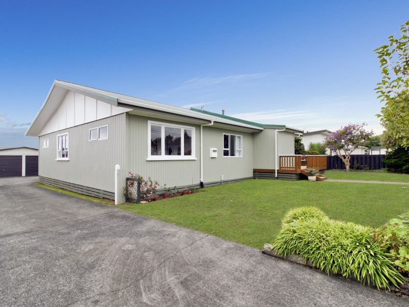 23 Cowling Road, Hurdon, New Plymouth - Carousel 19