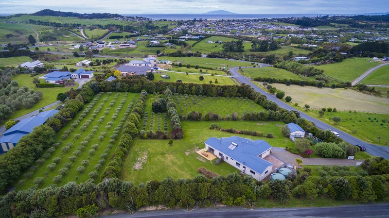 306 Barrier View Road, Kaiwaka - Carousel 1