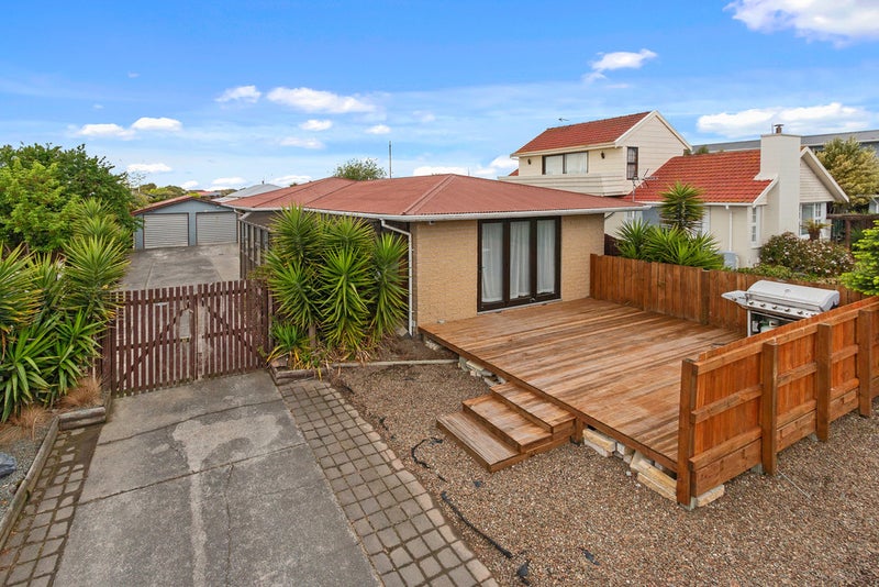 44 Royalist Avenue, North New Brighton, Christchurch - Carousel 1