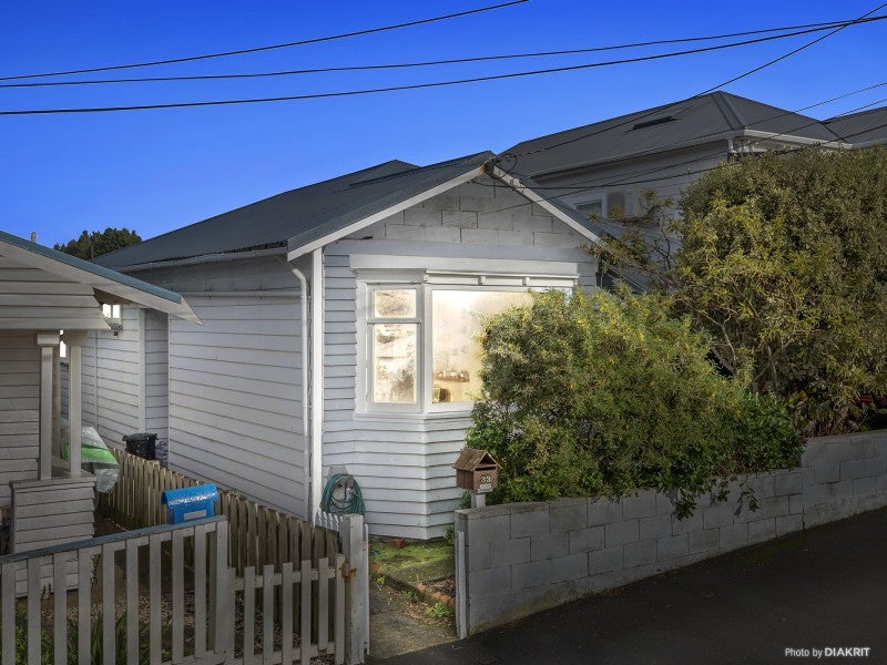 33 Chilka Street, Berhampore, Wellington - Carousel 1