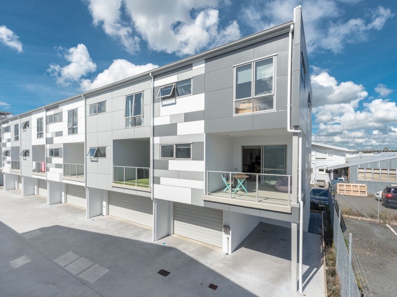 1/521 Anglesea Street, Hamilton Central, Hamilton - Carousel 1