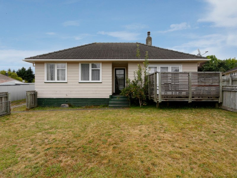 25 Kauri Drive, Wairakei, Taupo - Carousel 1