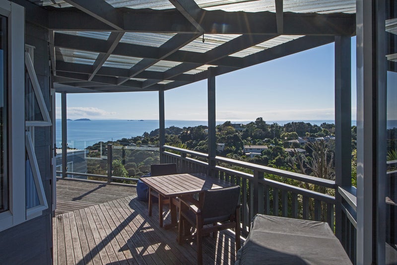 6 Hauraki Road, Oneroa, Waiheke Island - Carousel 2