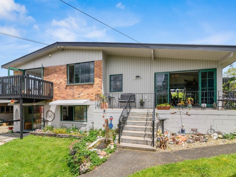 46 Mountain Road, Western Heights, Rotorua - Carousel 1