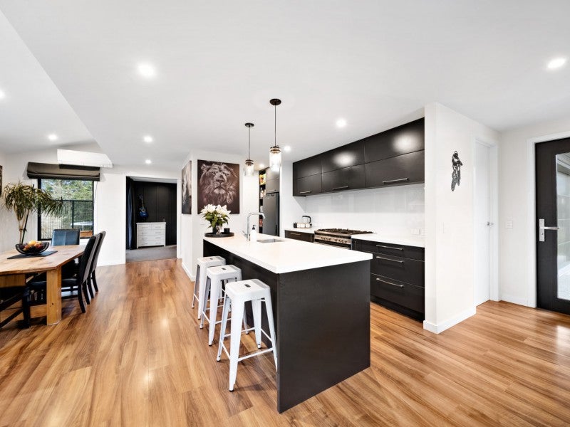 4 Appin Court, Jacks point, ALBERT TOWN - Carousel 2