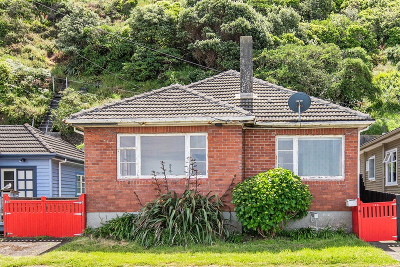 128 The Esplanade, Houghton Bay, Wellington - Carousel 2