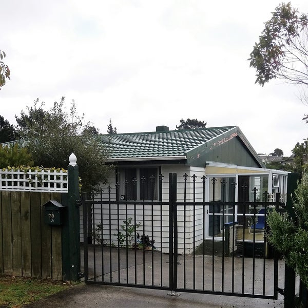 75 Waihemo Street, Waitangirua, Porirua - Carousel 1