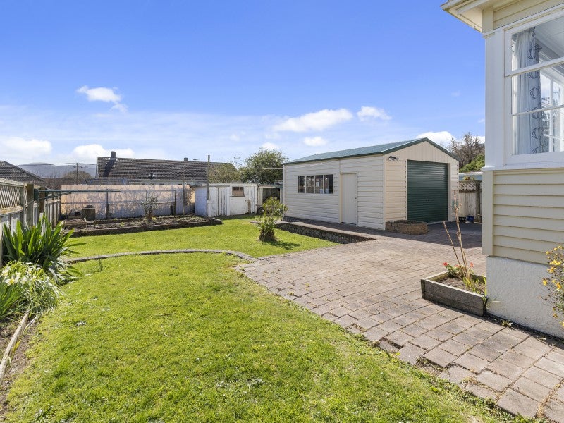 127 Waddington Drive, Naenae, Lower Hutt - Carousel 14
