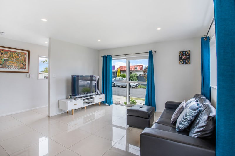 7 Aruna Place, Favona, Auckland - Carousel 2
