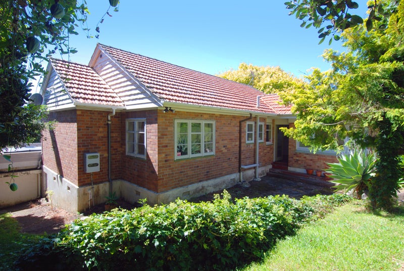 21 Tautari Street, Orakei, Auckland - Carousel 21