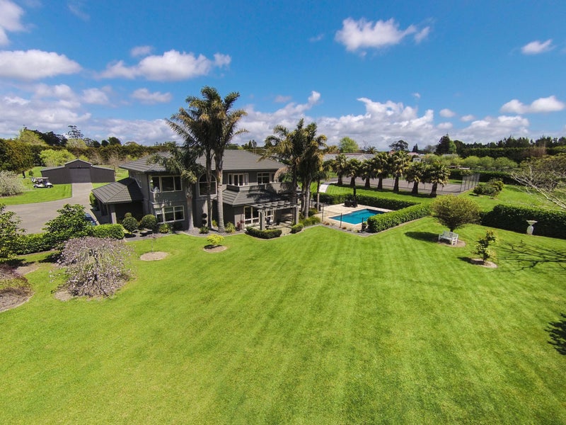 183 Old Railway Road, Kumeū - Carousel 1