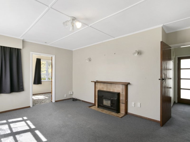 30 Seddon Street, Naenae, Lower Hutt - Carousel 2
