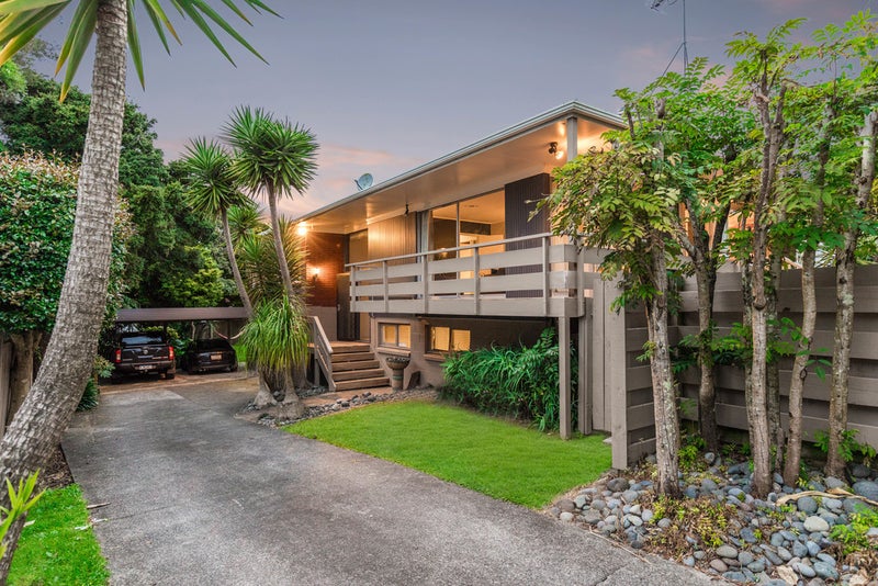 7 Kahurangi Place, Hillpark, Auckland - Carousel 1