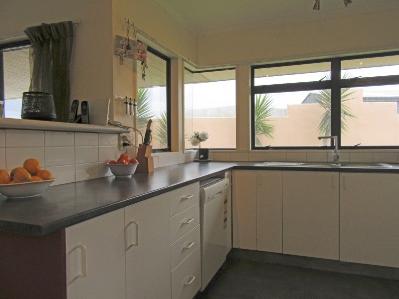 239 Stanley Road, Awapuni, Gisborne - Carousel 2