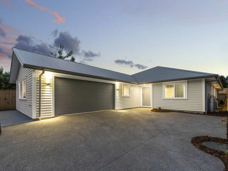 40 Audax Lane, Pyes Pa, Tauranga - Carousel 1