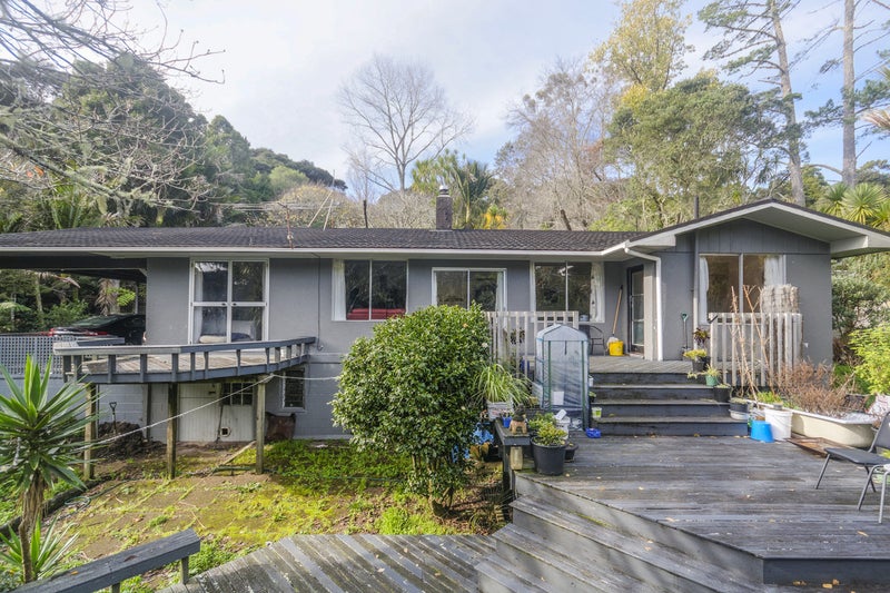 777 West Coast Road, Oratia, Auckland - Carousel 2