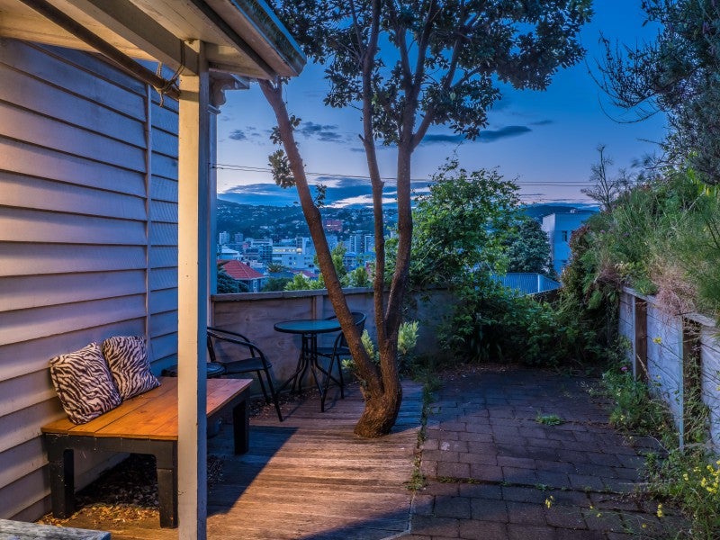 77 Majoribanks Street, Mount Victoria, Wellington - Carousel 15