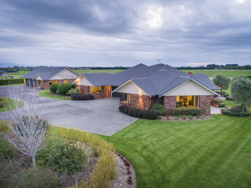 445E Milson Line, Milson, Palmerston North - Carousel 1