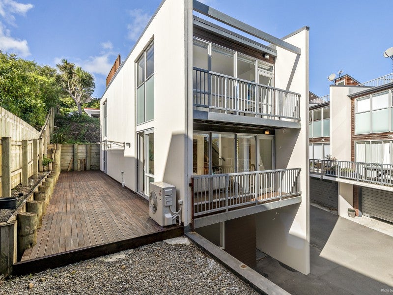 5/142 Onslow Road, Khandallah, Wellington - Carousel 1