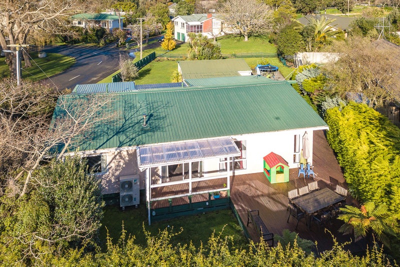 2 Turere Place, Otamatea, Whanganui - Carousel 2