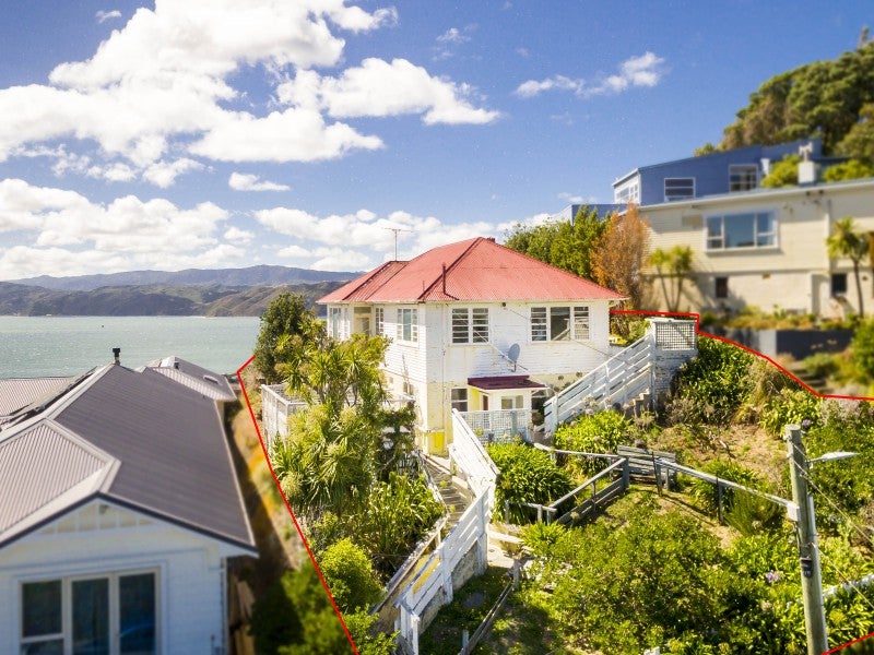 17 Beacon Hill Road, Strathmore Park, Wellington - Carousel 1