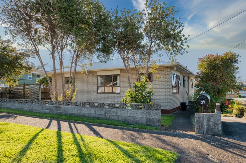 29 Murray Street, Bell Block, New Plymouth - Carousel 1