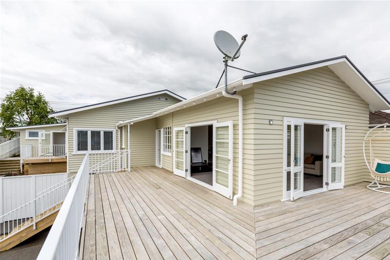 60 Brois Street, Frankleigh Park, New Plymouth - Carousel 2