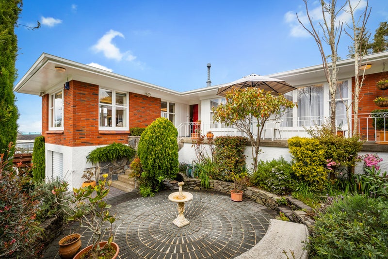 25 Hartley Terrace, Massey, Auckland - Carousel 1