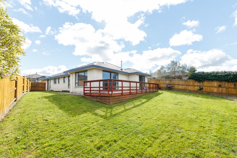 77 Parnell Heights, KELVIN GROVE, PALMERSTON NORTH - Carousel 20