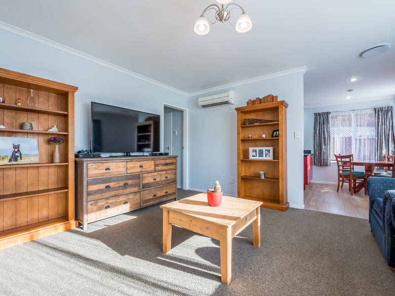 31B MOHAKA ST, Wainuiomata, WAINUIOMATA - Carousel 2