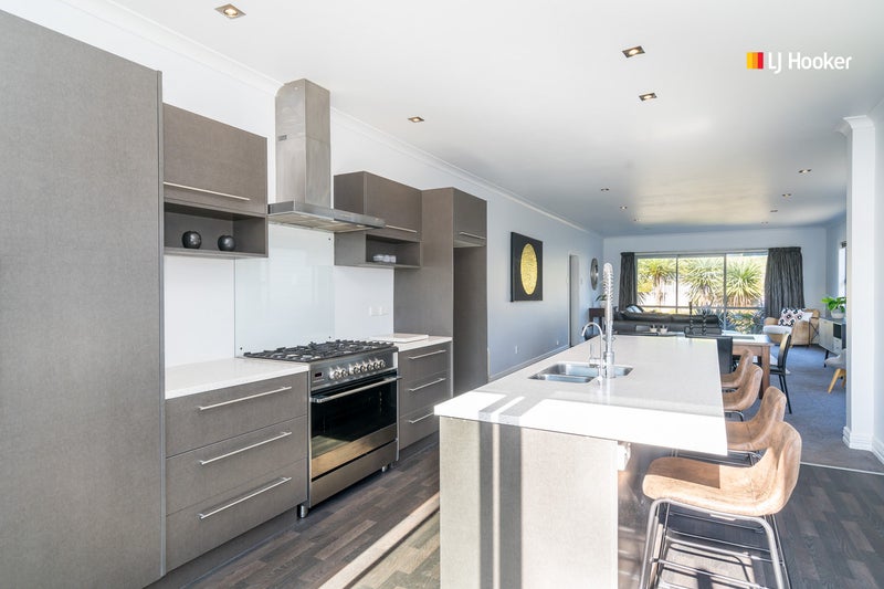 3 Kennedy Street, Saint Clair, Dunedin - Carousel 1