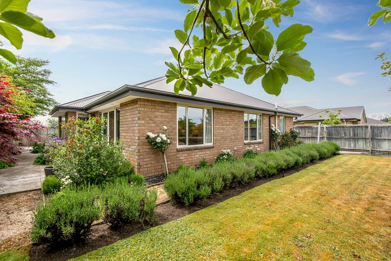 7 Orewa Close, Parklands, Christchurch - Carousel 2