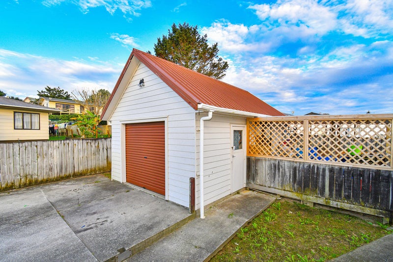 3 Kepler Place, Clover Park, Auckland - Carousel 2