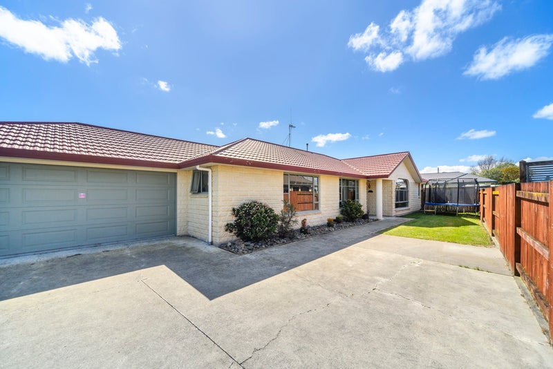 72 Parnell Heights, KELVIN GROVE, PALMERSTON NORTH - Carousel 2