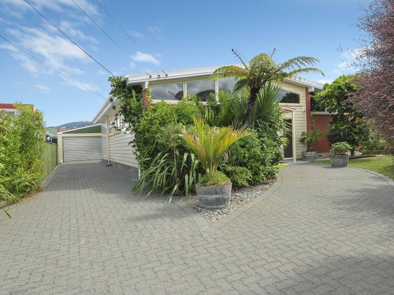 21 Stamford Grove, Avalon, Lower Hutt - Carousel 20