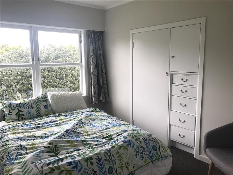 21 Warren Avenue, Three Kings, Auckland - Carousel 2