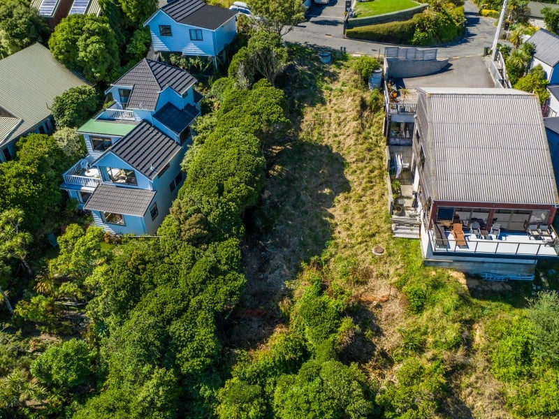 11 Ogilvy Terrace, Plimmerton, Porirua - Carousel 2