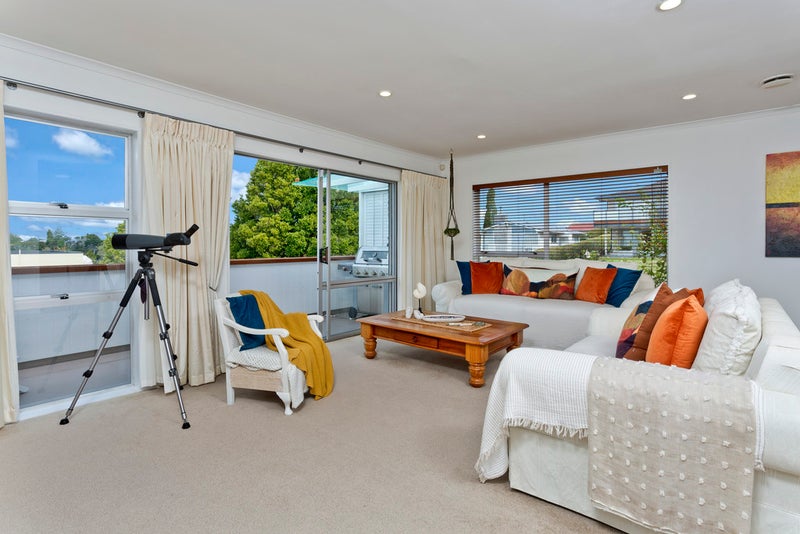 1/39 Agincourt Street, Glenfield, Auckland - Carousel 2