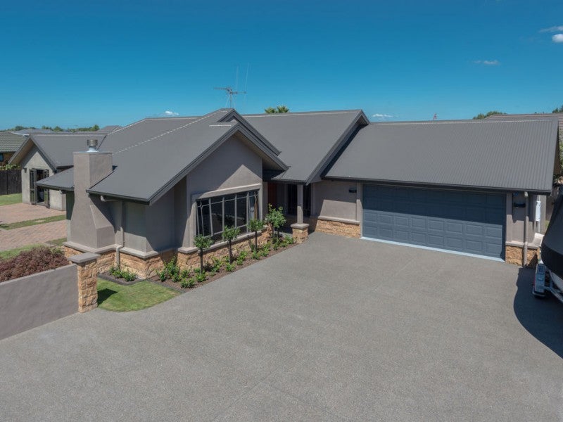 16 Merlot Place, Rototuna, Hamilton - Carousel 2