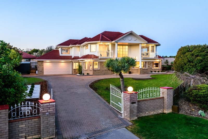 10 Etwall Court, Dannemora, Auckland - Carousel 1