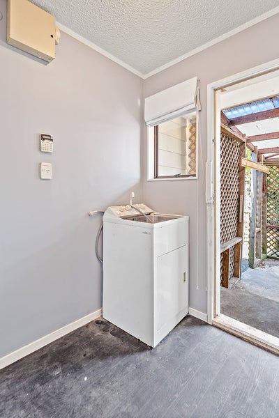 313 Weymouth Road, Weymouth, Auckland - Carousel 9