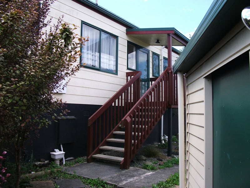 26 Lydia Place, Kelvin Grove, Palmerston North - Carousel 3