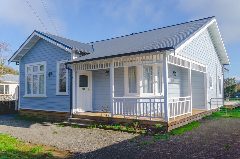 12 Pownall Street, Masterton - Carousel 1