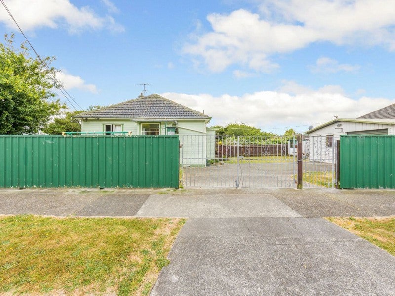 1 Grierson Street, Naenae, Lower Hutt - Carousel 21