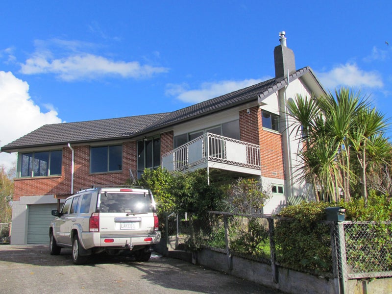 20 Mount View Drive, Mangakakahi, Rotorua - Carousel 1